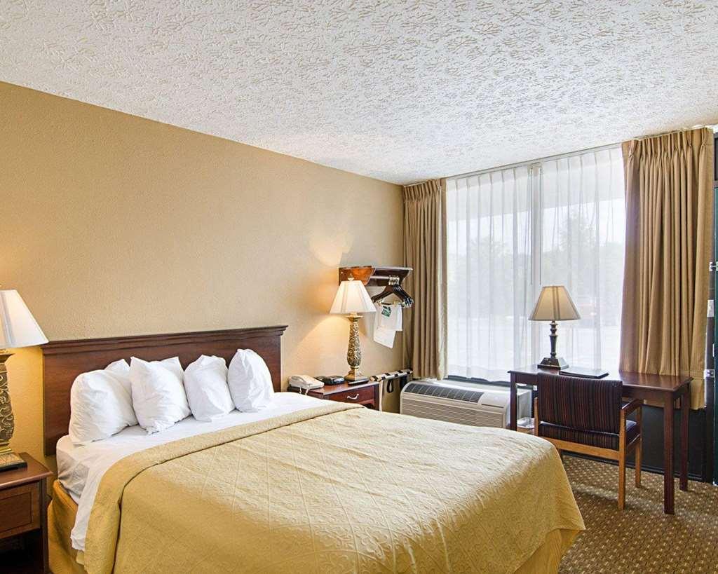 Quality Inn Льюисберг Номер фото