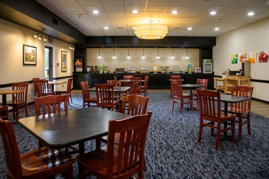 Quality Inn Льюисберг Экстерьер фото